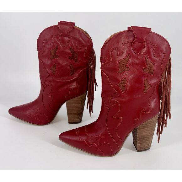 dingo Shoes - Dingo Red Lady’s Night Women’s Boots Red 9 Leather Fringe Cut Out MINT CONDITION